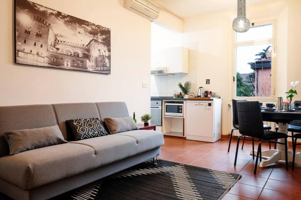 The Attico Chic Urban Free Parking Apartment Болоня Екстериор снимка